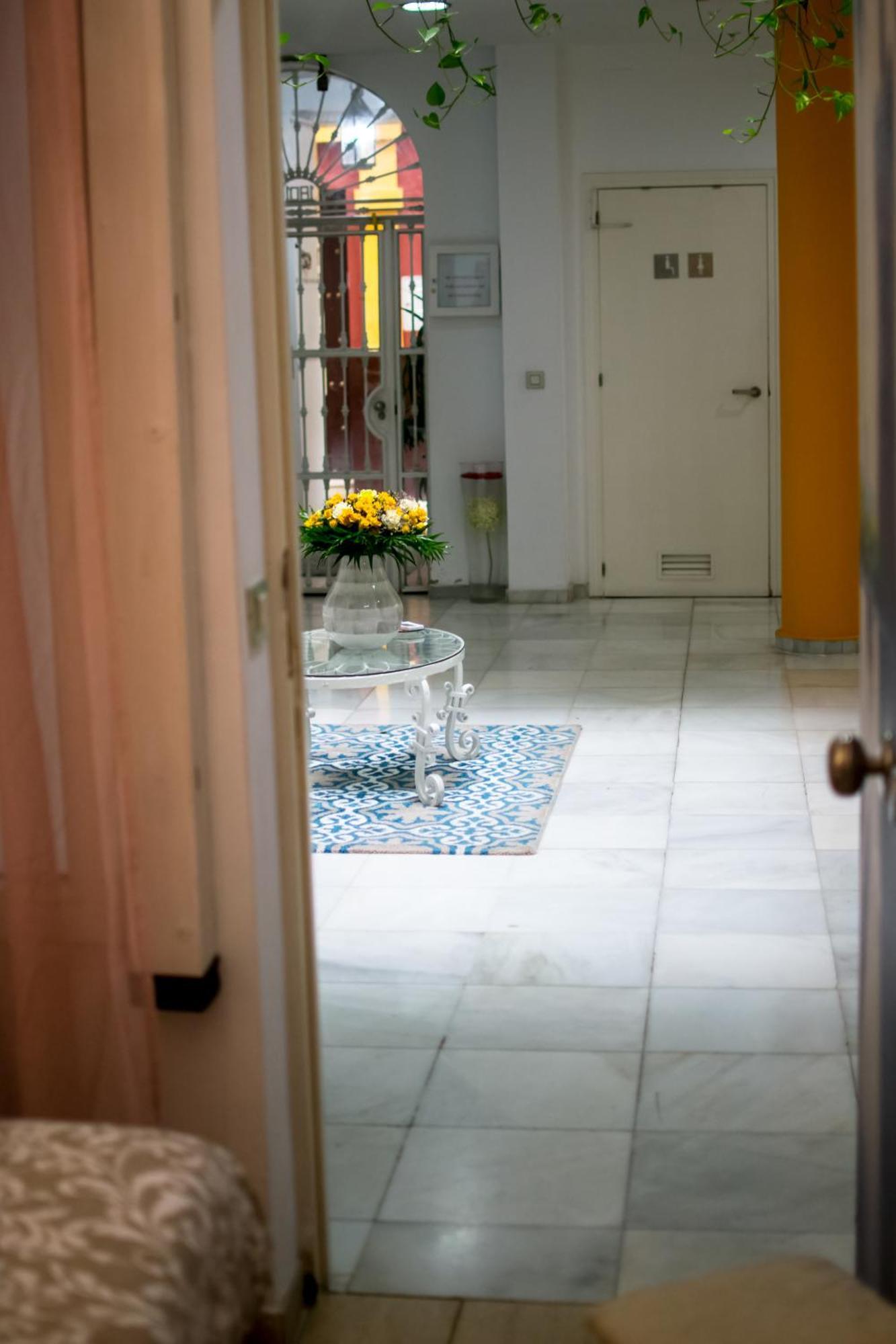Un Patio En Santa Cruz Seville