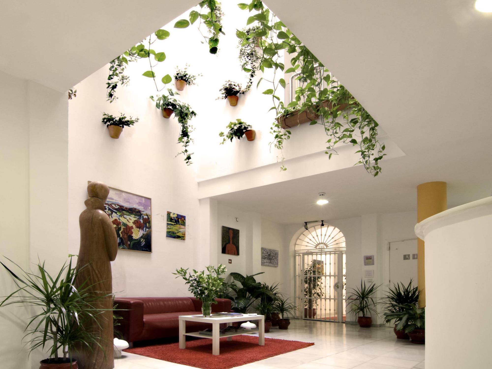 Un Patio En Santa Cruz Sevilla